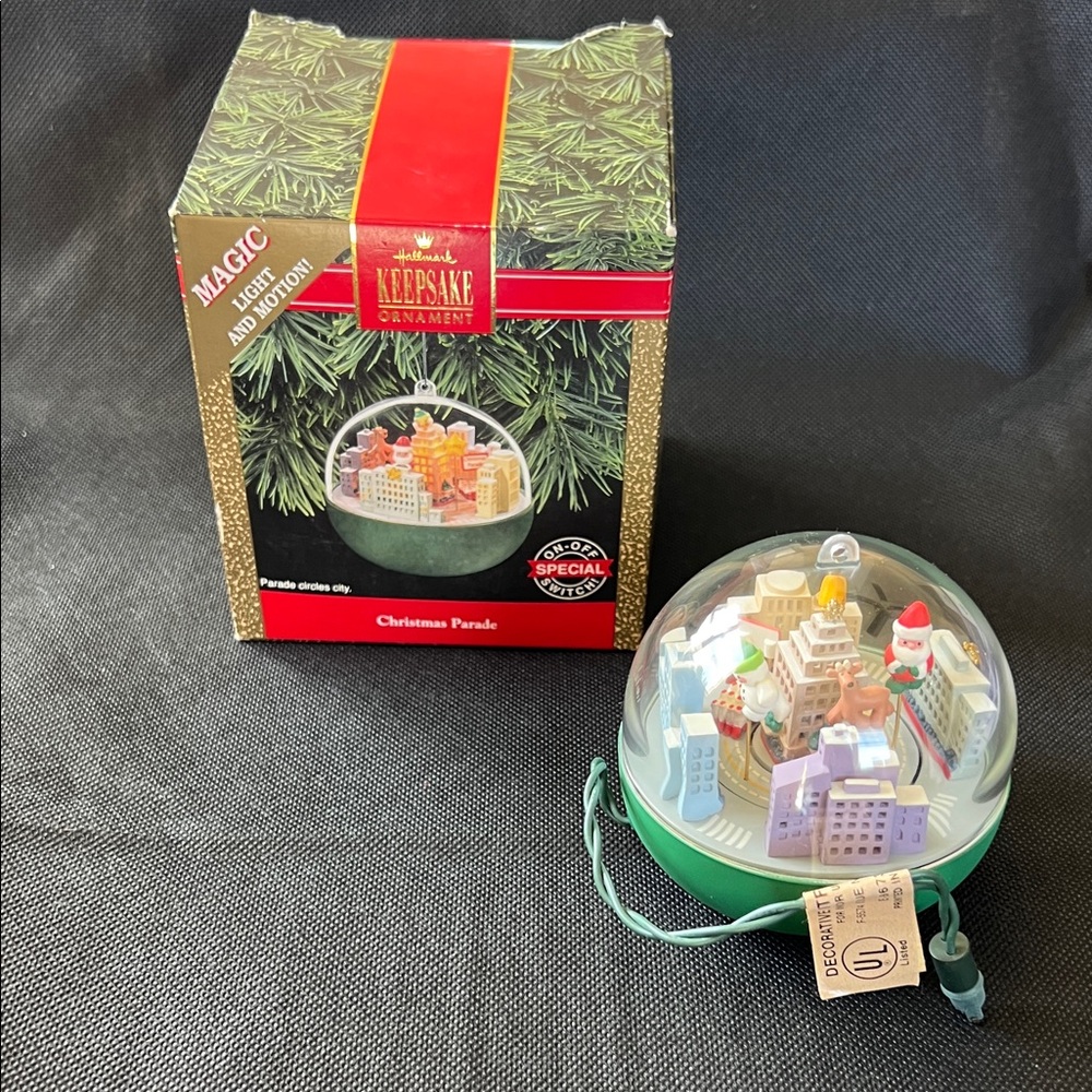 Hallmark Christmas Parade Keepsake Ornament